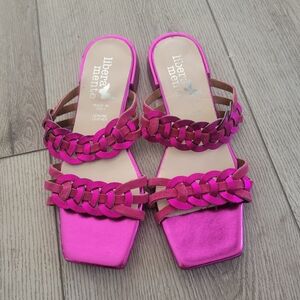 Libera Mente Fucsia Leather Woven Sandals